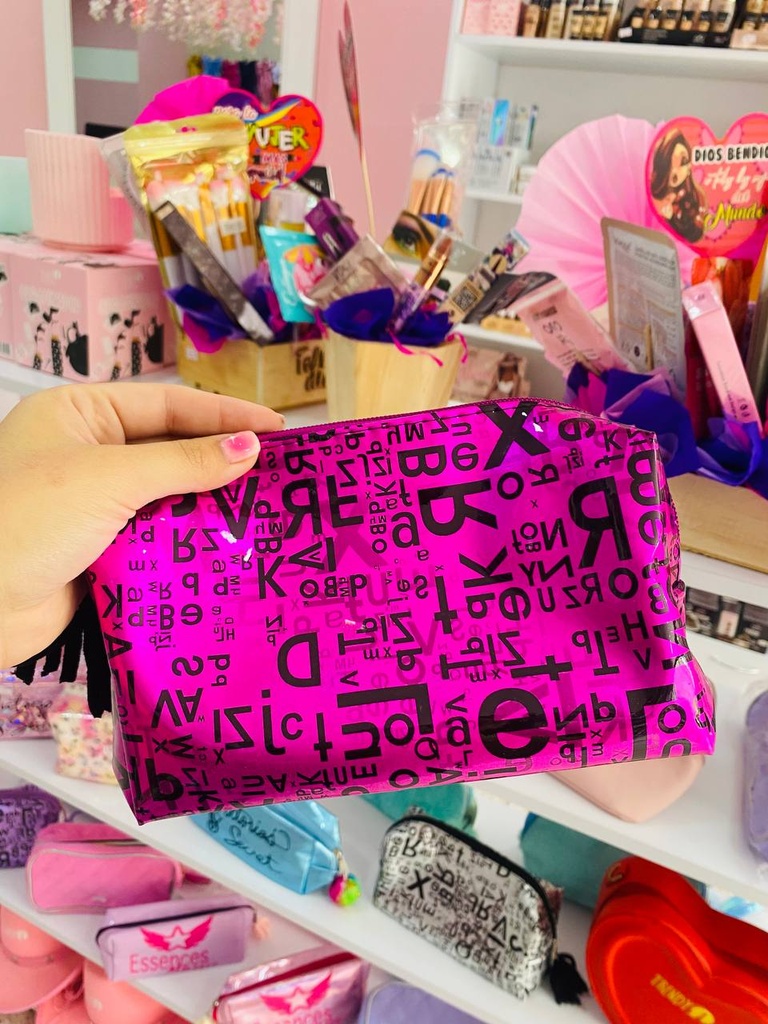 Cosmetiquera mediana victoria secret