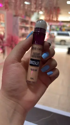 Corrector Liquido Kiss Ofra