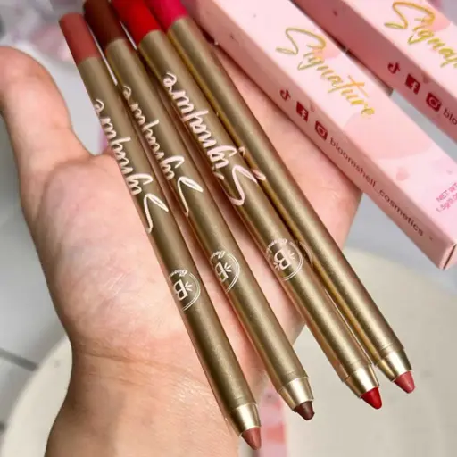 [BL-L118] Lapiz de Labios Bloomshell Signature